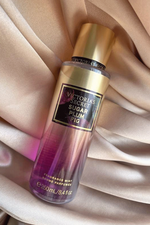 Victoria's Secret Sugar Plum 250 ml parfémovaný tělový sprejIVET.EU - Štýlové oblečenie